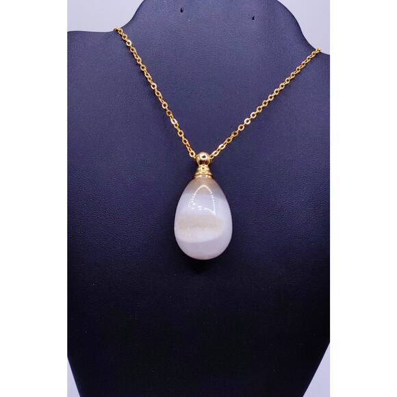 Beautiful Natural Druzy Stone Quartz Unique Gemstone Bottle Necklace - Picture 1 of 4